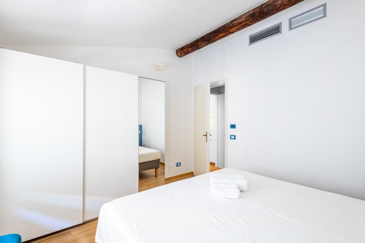 Easylife - Romantico Appartamento Sulla Darsena Milano Esterno foto